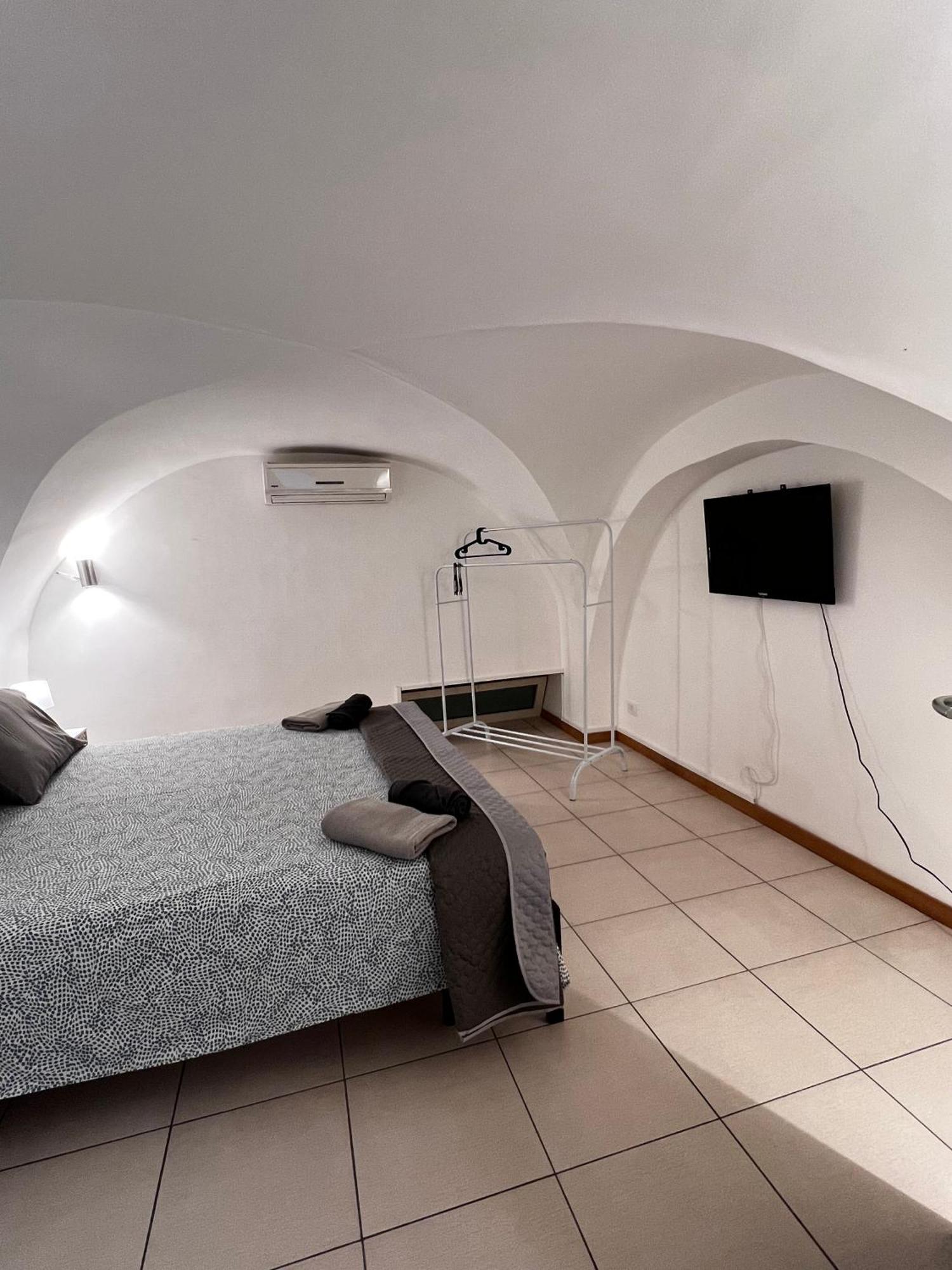 Vanedda House Apartment Catania Bagian luar foto